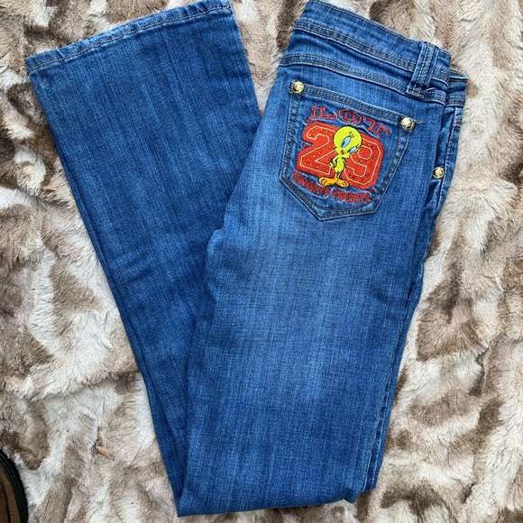 Lot 29 women’s   size 9 tweety bird boot cut jeans - Picture 3 of 10